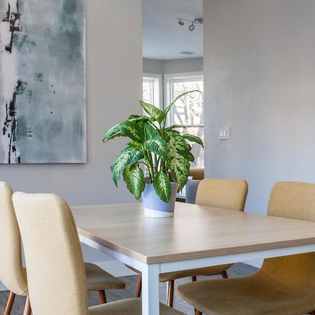 The Double Play - 1 Min Walk To Wrigley! Spacious 2Br - Perfect For Cubs Fans! Chicago Exteriör bild