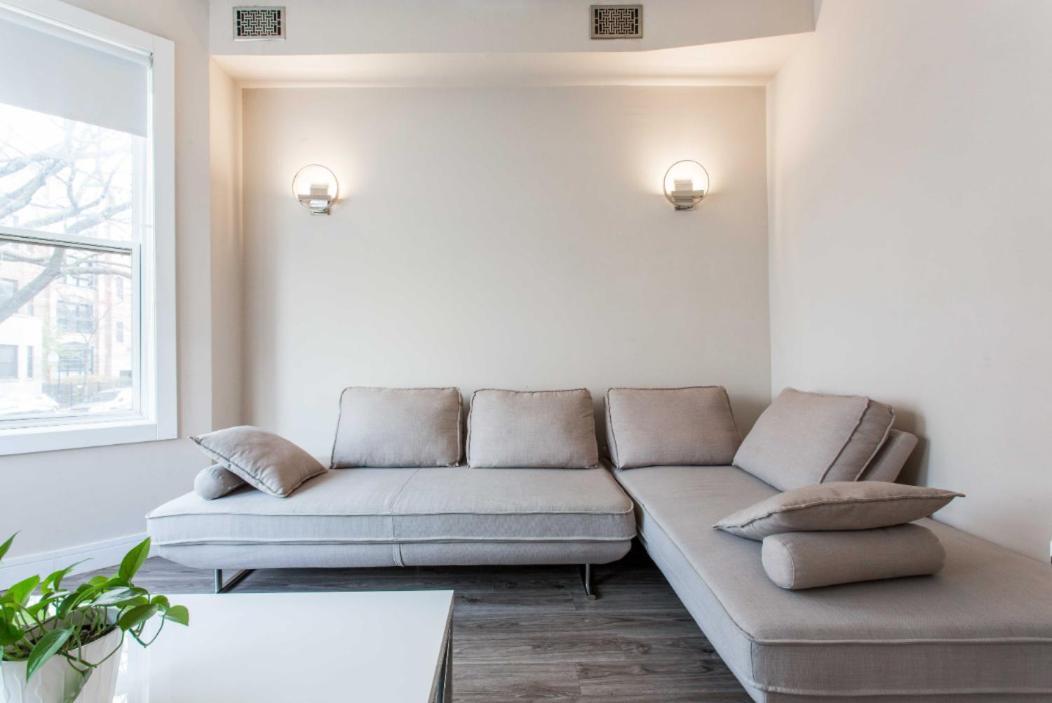 The Double Play - 1 Min Walk To Wrigley! Spacious 2Br - Perfect For Cubs Fans! Chicago Exteriör bild