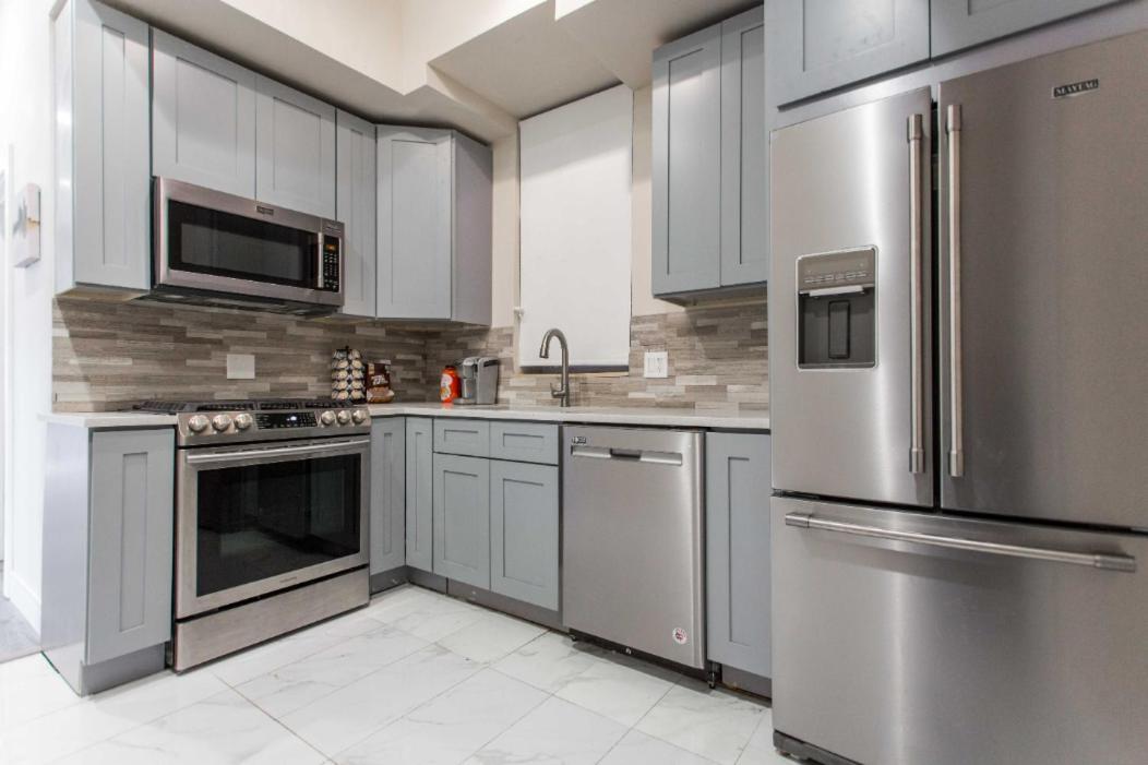The Double Play - 1 Min Walk To Wrigley! Spacious 2Br - Perfect For Cubs Fans! Chicago Exteriör bild