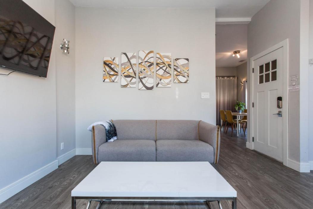 The Double Play - 1 Min Walk To Wrigley! Spacious 2Br - Perfect For Cubs Fans! Chicago Exteriör bild