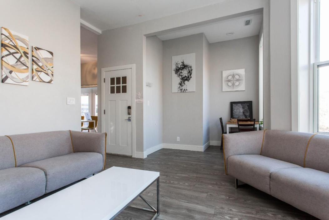 The Double Play - 1 Min Walk To Wrigley! Spacious 2Br - Perfect For Cubs Fans! Chicago Exteriör bild