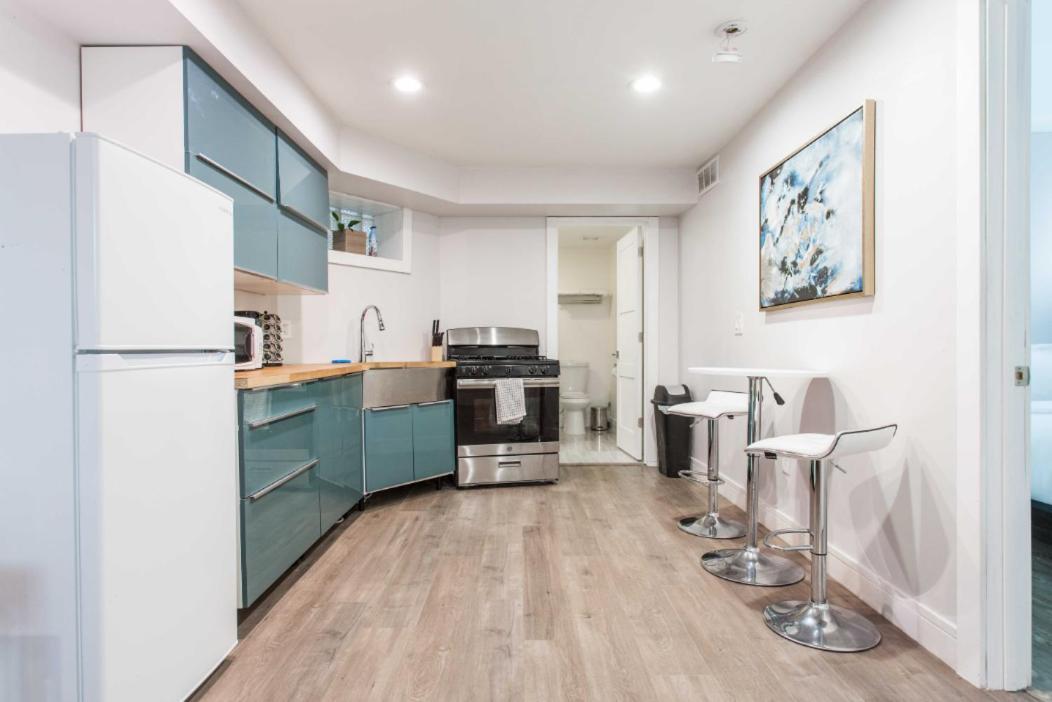 The Double Play - 1 Min Walk To Wrigley! Spacious 2Br - Perfect For Cubs Fans! Chicago Exteriör bild